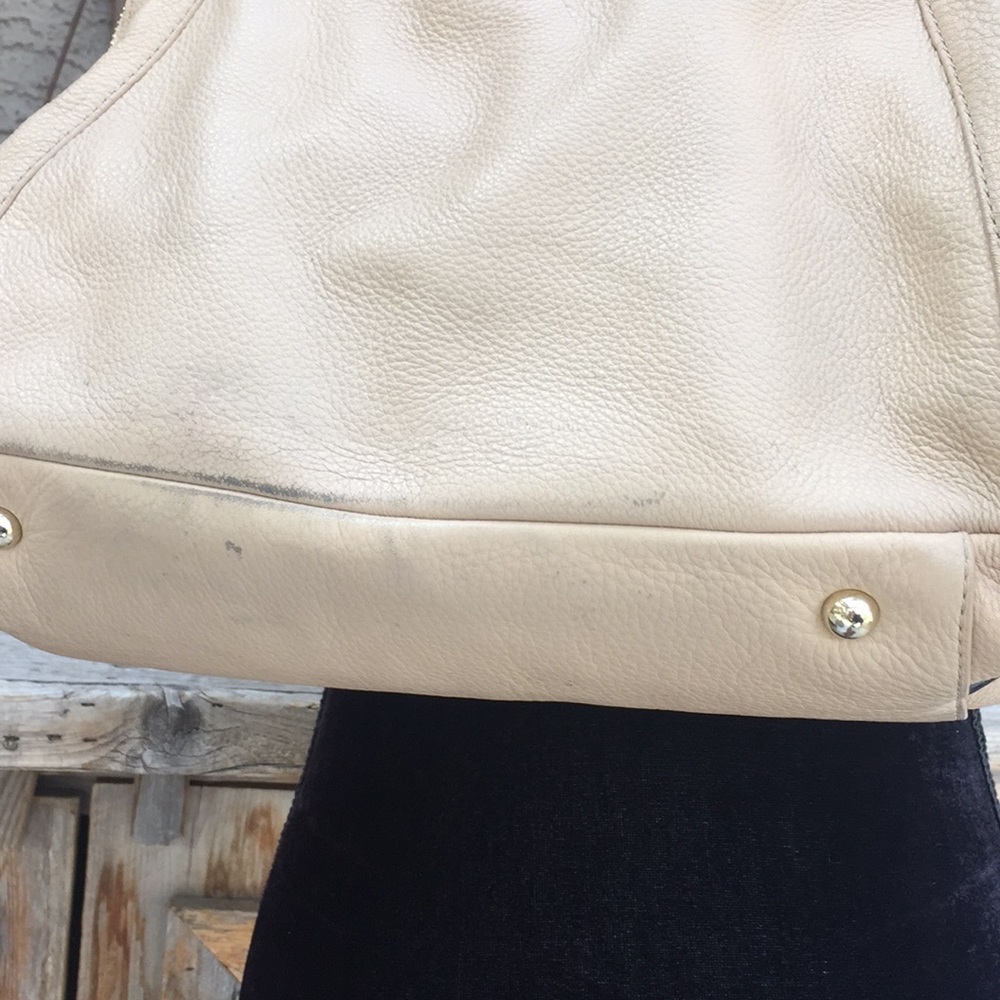 DKNY tan/black purse - Picture 8 of 9